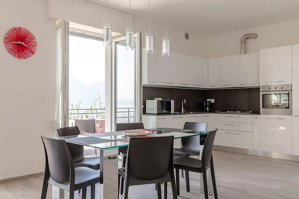 Cosy Torri Apartments Torri Del Benaco 0*,  Italy