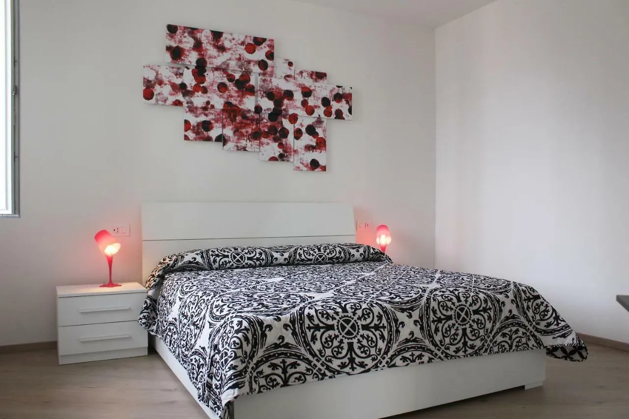 Cosy Torri Apartments Torri Del Benaco Italy