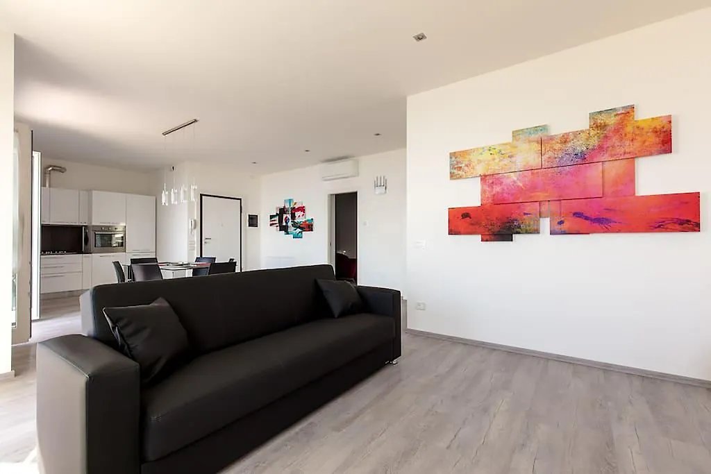 טורי דל בנקו Cosy Torri Apartments 0*, טורי דל בנקו איטליה