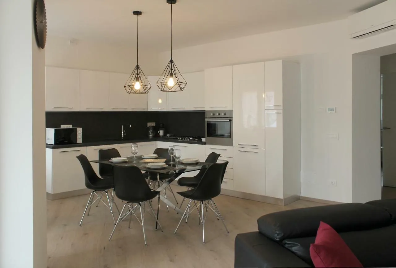 טורי דל בנקו Cosy Torri Apartments  טורי דל בנקו